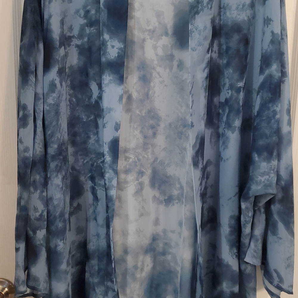 Wonderly Blue Tie-Dye Kimono Jacket